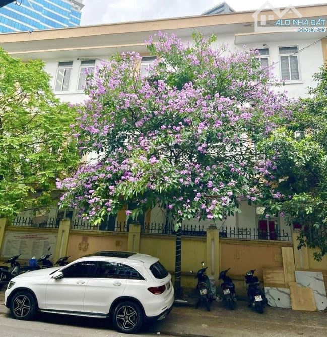 CHÍNH CHỦ BÁN NHÀ MẶT PHỐ HOÀNG ĐẠO THÚY – NHÂN CHÍNH – CẦU GIẤY 102M2 GIÁ 72 TỶ