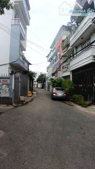 BÁN NHÀ 5 TẦNG -  NHỈNH 5 TỶ - 7 PHÒNG NGỦ -  MẶT TIỀN ĐƯỜNG 6M - TRUNG MỸ TÂY - QUẬN 12