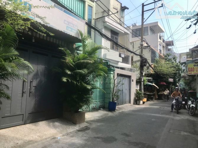 Nhà Mặt Tiền 8m, Hẻm rộng Xe Tải Vào Tận Cửa ,2 Tầng , Tân Bình , Giá Tốt 14 Tỷ 5