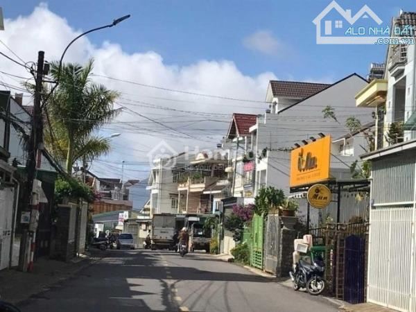 ✨🏡✨ Cần bán Nhà Phố Hẻm xe hơi (4m), đường Thông Thiên Học, P.02, Đà Lạt