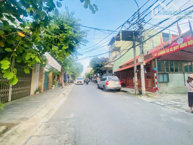 Bán đất tặng nhà C4 MT Lương Thế Vinh_ Sơn Trà_ 200m2 _ 13 tỷ.