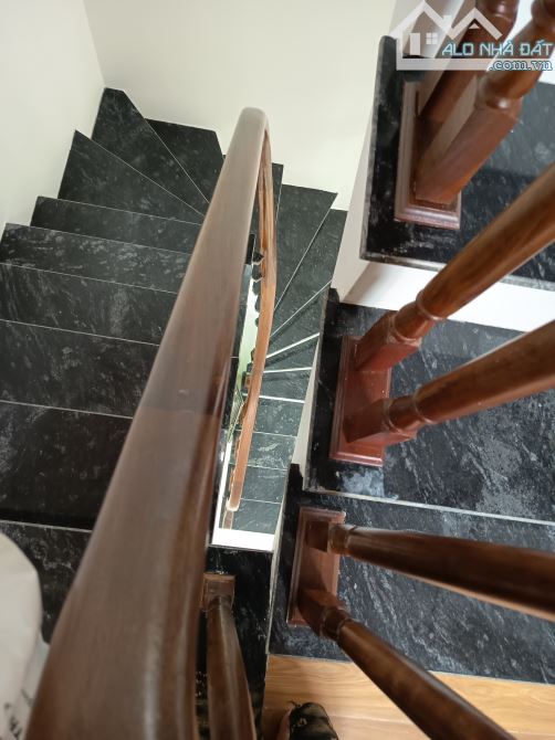 BÁN NHÀ MỚI 4 TẦNG – 41m² – GẦN KHU VINCOM – GIÁ 4.65 TỶ rất ít nhà bân.