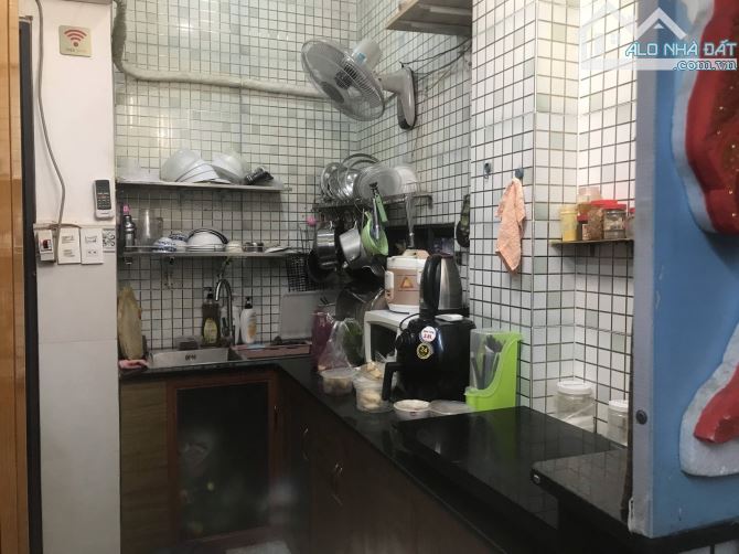 Nhà Đẹp Căn Góc , 2 hẻm Thoáng, Kinh Doanh Đỉnh Tốt  , Tân Bình , giá  5 tỷ 800 triệu.