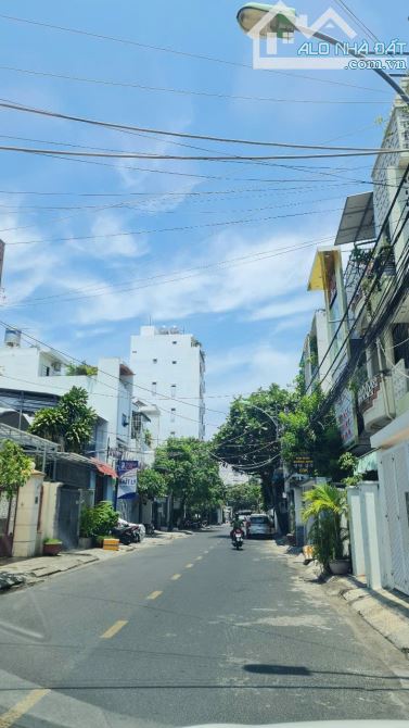 🌈Bán nhà 3 tầng mặt tiền đường Mê Linh - Tân Lập  Giá 9,5 Tỷ - Tp Nha Trang - Diện Tích: