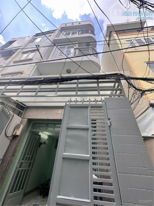 Bán nhà góc 3 mặt tiền hẻm Hòa Hưng, Q.10, chỉ 7.x tỷ!
