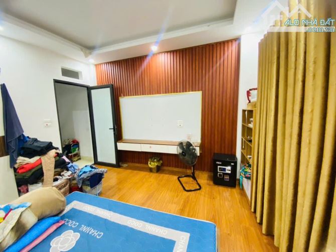 🔥BÁN NHÀ Ô TÔ 5 CHỖ QUA CỬA - GẦN ĐƯỜNG 2 LÀN Ô TÔ🔥CHỈ 5,5 TỶ🔥 QUANG TRUNG