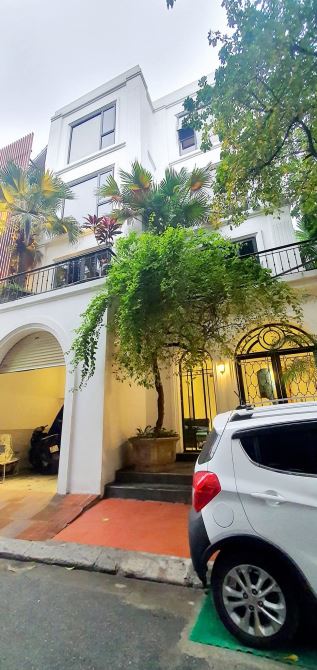 Biệ Thự Cao Cấp KĐT Mới Yên Hòa( Trần Kim Xuyến) 153m2, 5tầng, MT 10m78  tỷ Ở đẳng cấp