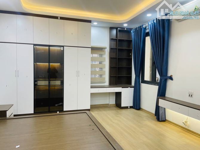 Siêu phẩm duy nhất còn sót lại gần VTV VIỆT NAM