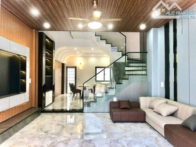 Nhà 3 tầng đường Bàu Cầu 28 - Nam Cẩm Lệ full nội thất