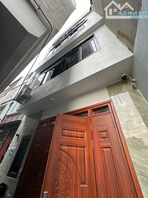 Bán nhà Mỹ Đình, 35m- mt-4,5m, nhà dân xây, gần ô tô, gần bãi đỗ ô tô, gần phố.