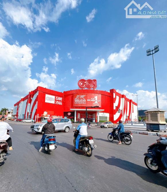BÁN NHÀ PHỐ VỊ TRÍ 2 ĐƯỜNG NGUYỄN ÁI QUỐC NGAY BIGC TÂN HIỆP BIÊN HÒA - Giá chỉ 3tỉ650