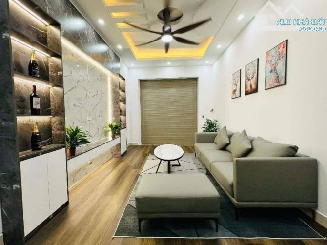 Bán nhà Trần phú mỗ lao hà đông 2 thoáng Ô tô tránh đỗ DT48m2 giá hơn 10 tỷ