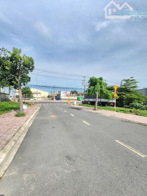 3,35Tỷ TL🔥Bán đất trục chính 75m2_Ngay Cổng KDC Lê Phong An Phú 1, p.An Phú, Tp.Thuận An