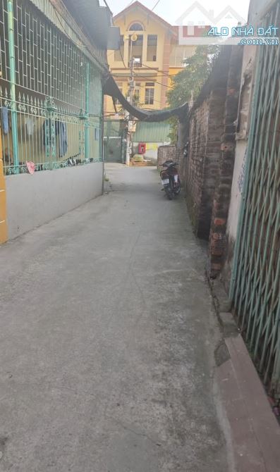 BÁN NHÀ ĐẸP NGỌC TRÌ – GẦN PHỐ – CÁCH Ô TÔ 16 CHỖ 5M – GIÁ CHỈ 5,85 tỷ