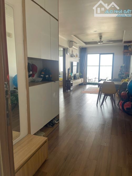 BÁN CĂN HỘ CHUNG CƯ VALENCIA GARDEN VIỆT HƯNG – 62M², 2PN, 2VS – FULL NỘI THẤT – GIÁ HƠN3T