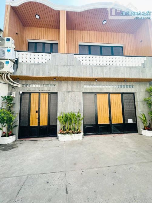 Bán nhà trung tâm quận 8 Diện tích khủng