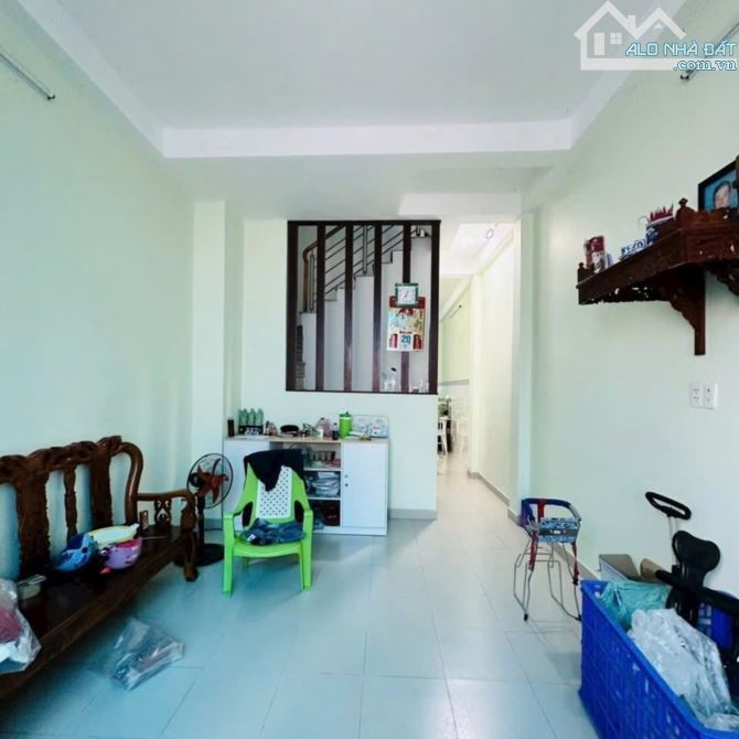 Gần Lotte Nguyễn Văn Lượng, 55m2, 3 Tầng, 4 Pn, Sát mặt tiền, Chỉ 5 Tỉ hơn