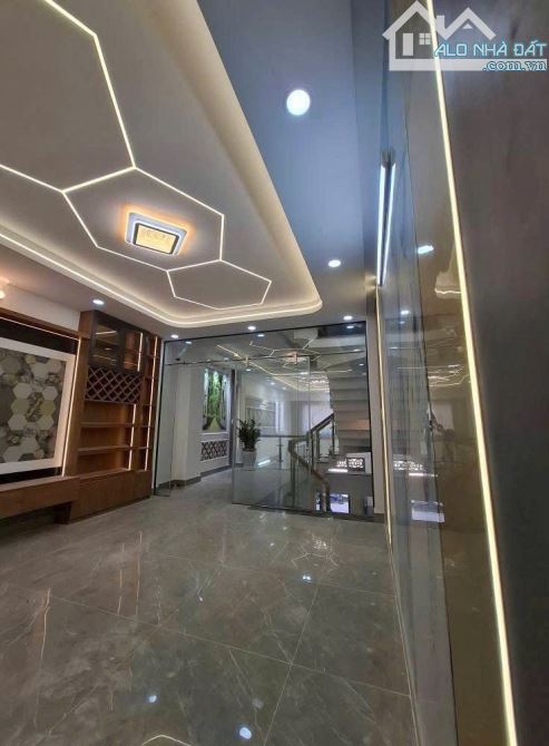HẺM 6M - LÊ VĂN QUỚI - 82M2 - 4 TẦNG - GIÁ 7,5 TỶ