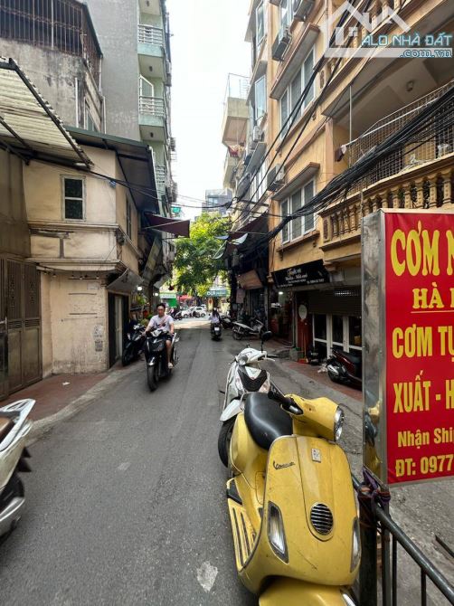(MẶT PHỐ) BÁN NHÀ MẶT PHỐ ĐÊ LA THÀNH nhỏ Xã Đàn 60mx5T MT 7m oto tránh KD VP 19 tỷ Đống Đ