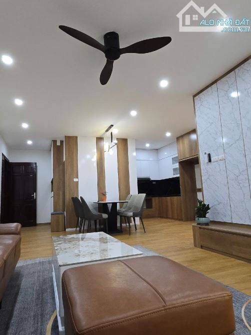 B tán căn hộ 3 ngủ,ặng nội thất xịn xò mới tại chung cư Bộ kế hoạch và Đầu Tư Cầu Giây