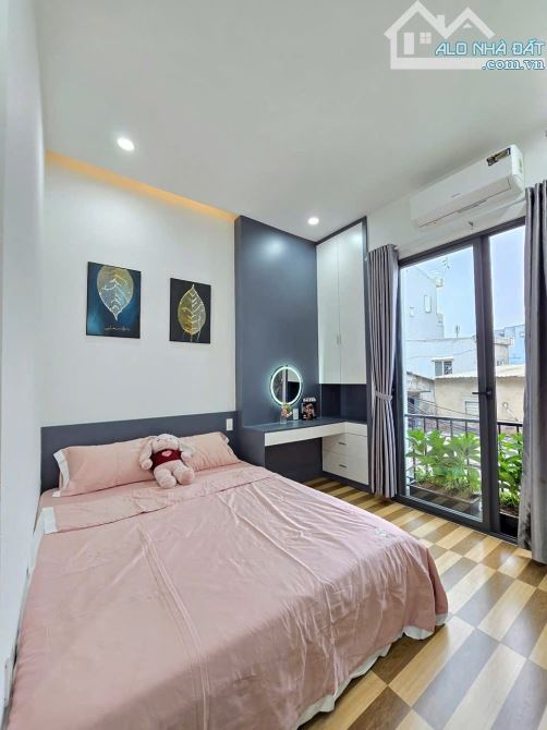 Siêu phẩm nhà 3 tầng 3 mê Hoàng dtsd 150m2 full nội thất xịn xò - 10