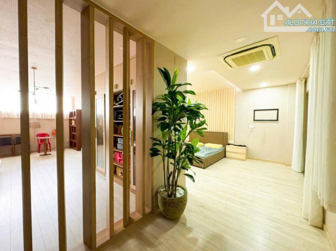 TÒA NHÀ 8 TẦNG THANG MÁY-12.5Mx16M-ĐA CÔNG NĂNG - NGAY ETOWN CỘNG HÒA P.13 TÂN BÌNH - 11