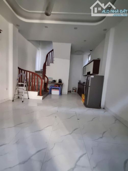 CHỈ NHỈNH 4 TỶ 9 - TRUNG TÂM HÀ ĐÔNG - NHÀ 5 TẦNG SỔ VUÔNG 35M2 CỰC ĐẸP - 1