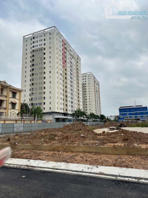 BÁN ĐẤT TẶNG XƯỞNG. VIEW CÔNG VIÊN TÂN THỚI NHẤT 7.5X19, 2TẦNG. GIẢM MẠNH GIÁ BAO RẺ - 1