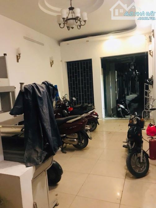 Bán nhà Hoàng Hoa Thám, 60m2 - 11 tỷ - 1