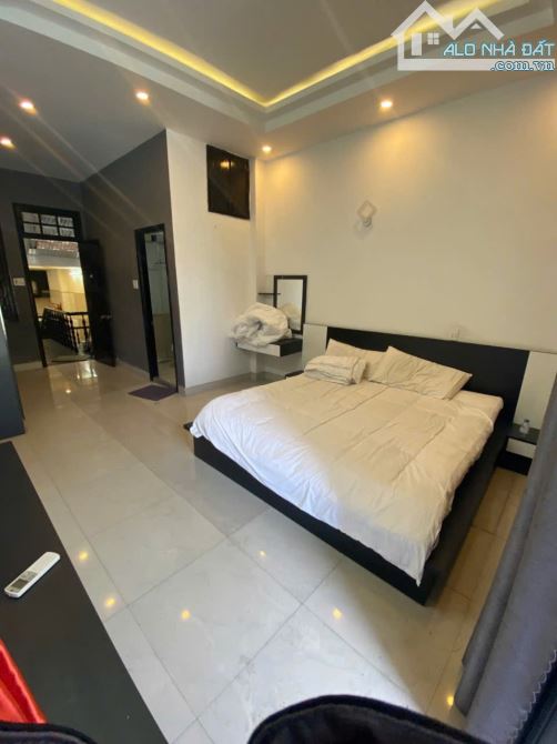 Nhà mặt tiền Ngô Quyền sát Nguyễn Văn Thoại, cách biển Mỹ Khê 3p, kinh doanh cực tốt - 1