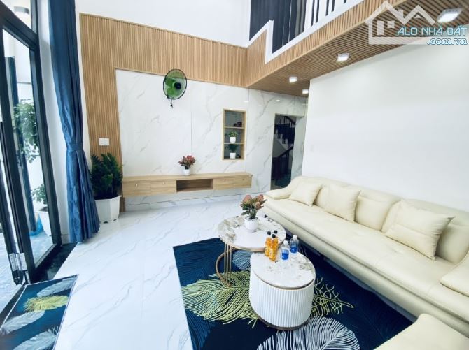 GÁC LỬNG ĐÚC K3M ĐIỆN BIÊN PHỦ - DTĐ 96M2 - NGANG 6M - VUÔNG VỨC - 2,9 TỶ - 1
