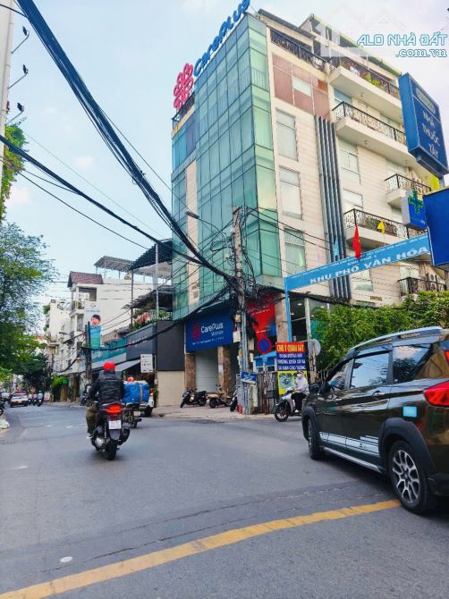 NGAY ETOWN P.13 Q.TÂN BÌNH-4 TẦNG-5.5Mx16M-SÁT MẶT TIỀN CỘNG HÒA - 1