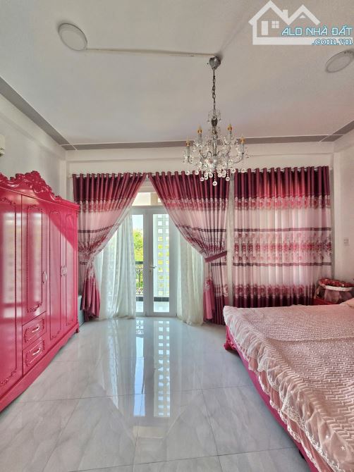 Bán nhà mặt tiền view sông ngay cầu Lê Thanh Nghị - 1
