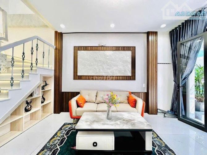 BÁN NHÀ ĐƯỜNG BÙI QUANG LÀ, PHƯỜNG 12, GÒ VẤP - GIÁ:2TỶ970/58,5M2. (4,5x13M). SỔ ĐẸP - 1