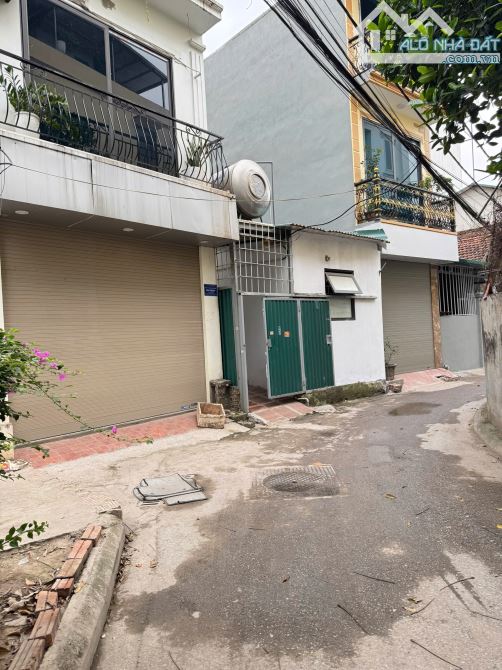 BÁN ĐẤT BÁT KHỐI - DIỆN TÍCH 58M² - MẶT NGÕ Ô TÔ THÔNG - CHỈ 6 TỶ XÍU - 1
