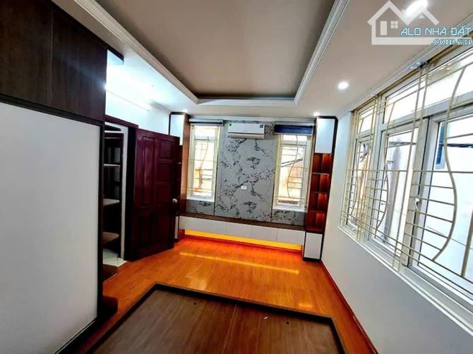 Bán Nhà Đông Ngạc – 5 Tầng Đẹp – Lô Góc, Sát Phố – Giá Tốt Chỉ Hơn 6 Tỷ! - 1