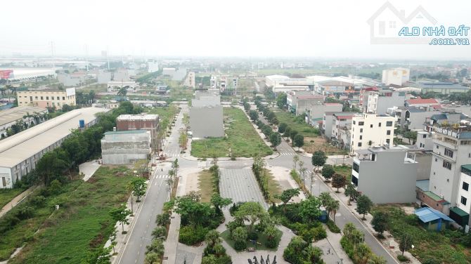 Bán đất khu thương mại Ghẽ - chỉ 1 lô 80m2 gần công viên - 1