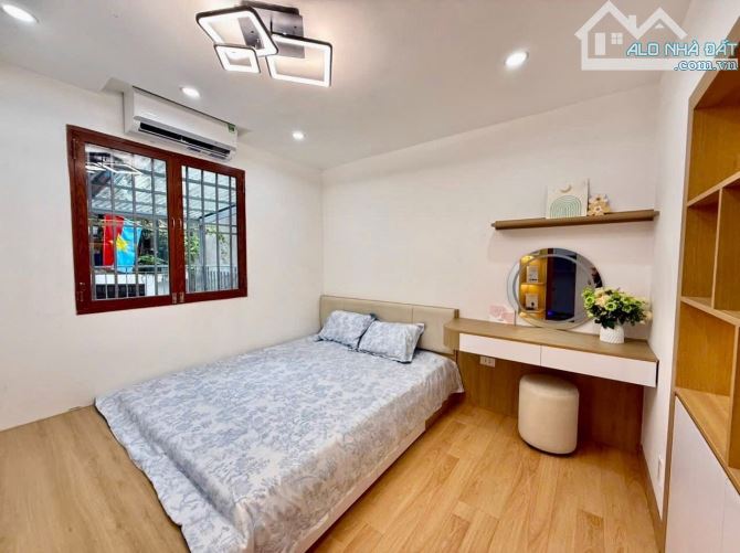 CỰC HIẾM TẬP THỂ TẦNG 2 KHU BÁCH KHOA-KHU VỰC NHIỀU KHÁCH TÌM KIẾM CHỈ HƠN 3 tỷ - 1