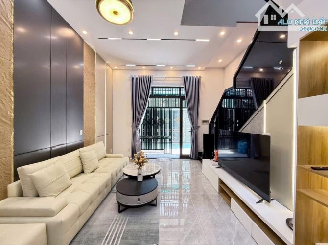 💥SIỂU PHẨM 3 TẦNG 3 MÊ NGAY TRUNG TÂM TP - KIỆT LÊ ĐỘ OTO ĐẬU ĐỖ CÁCH NHÀ 40M - Ở NGAY - 1