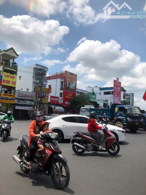 Bán nhà 3 tầng mặt tiền đường thái nguyên - 1
