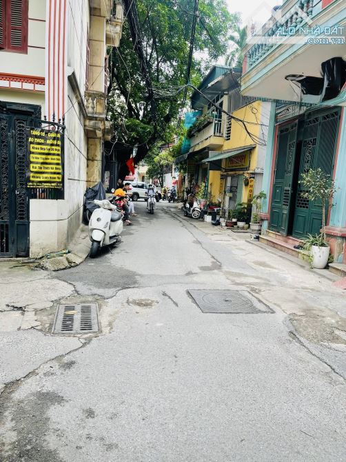 Bán nhà gần KĐT Yên Hoà, 60m2 x 5T, MT 6,9m. Gara oto, KD. Giá 23,68 tỷ. - 1