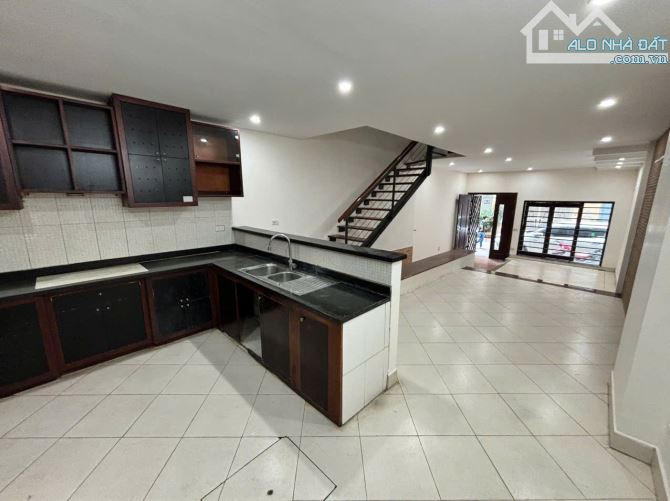 Cho thuê nhà MỚI ĐẸP KĐT Văn Quán 80m x 4 tầng 23 triệu - 1