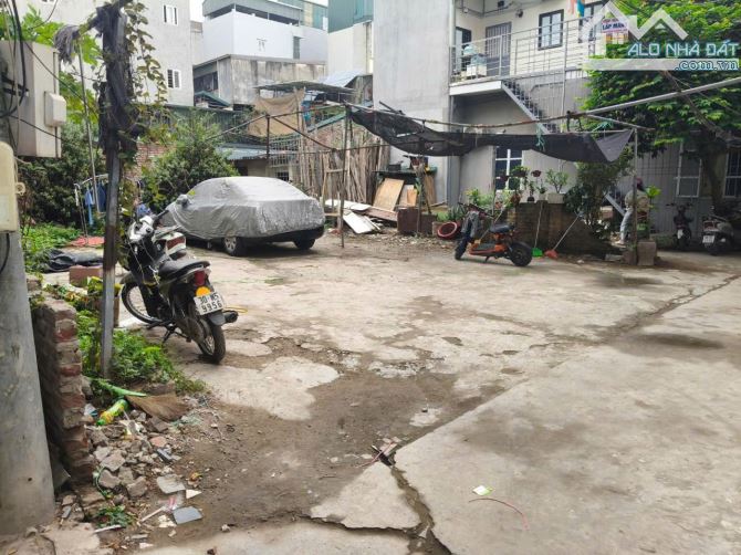 CHỈ HƠN 8 TỶ SỞ HỮU NGAY Ô TÔ VÀO NHÀ, DÂN XÂY, 5M BÃI GỬI Ô TÔ TẠI PHỐ VĨNH HƯNG - 1