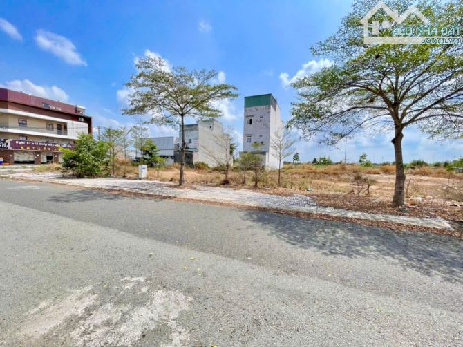 Bán gấp lô đất 5x21m nằm gần chợ cầu Xáng - giá tốt, sổ hồng riêng, công chứng ngay - 1