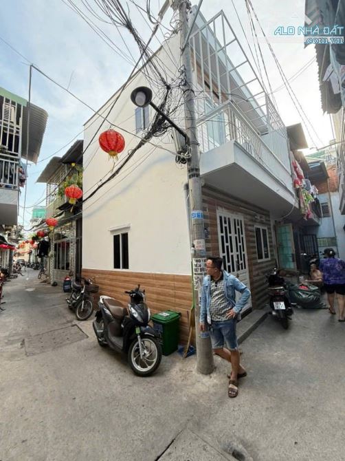 Nhà xinh 1 lầu sổ hồng riêng 3 phòng ngủ dành cho gia đình tân thới hiệp 09 - 1