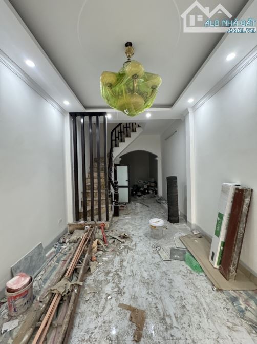 Bán Gấp Nhà Đẹp Bồ Đề – Long Biên, 40m², Ngõ Ô Tô Tránh, Gần Phố Cổ, Giá Hơn 9 Tỷ – Sổ Hồn - 1