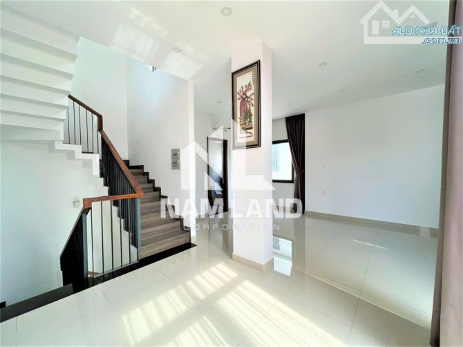 Villa view LANDMARK 81 trực diện, trần não đi vào ngang 10m giá 40tr - 1