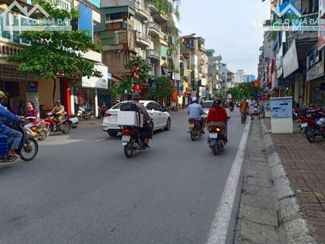 Nhà phố Bạch Mai.Giá hơn 400 triệu/1m.DT:121m,nhà 2 mặt thoáng,1 ngõ+ 1 mặt phố. - 1
