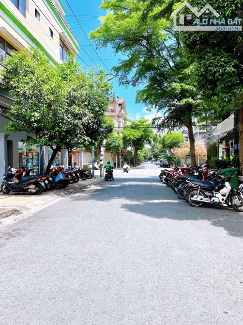 Bán nhà hẻm 12m Diệp Minh Châu Tân Phú 9x18m cấp 4 giá 25 tỷ TL (cách Tân Sơn Nhì 300m) - 1
