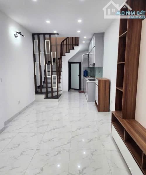 TRUNG TÂM THANH XUÂN- 15M RA MẶT PHỐ KHƯƠNG ĐÌNH- NHÀ MỚI SỔ ĐẸP - 42M2 CHỈ 9TỶ - 1